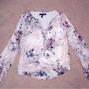 White House black market blouse top